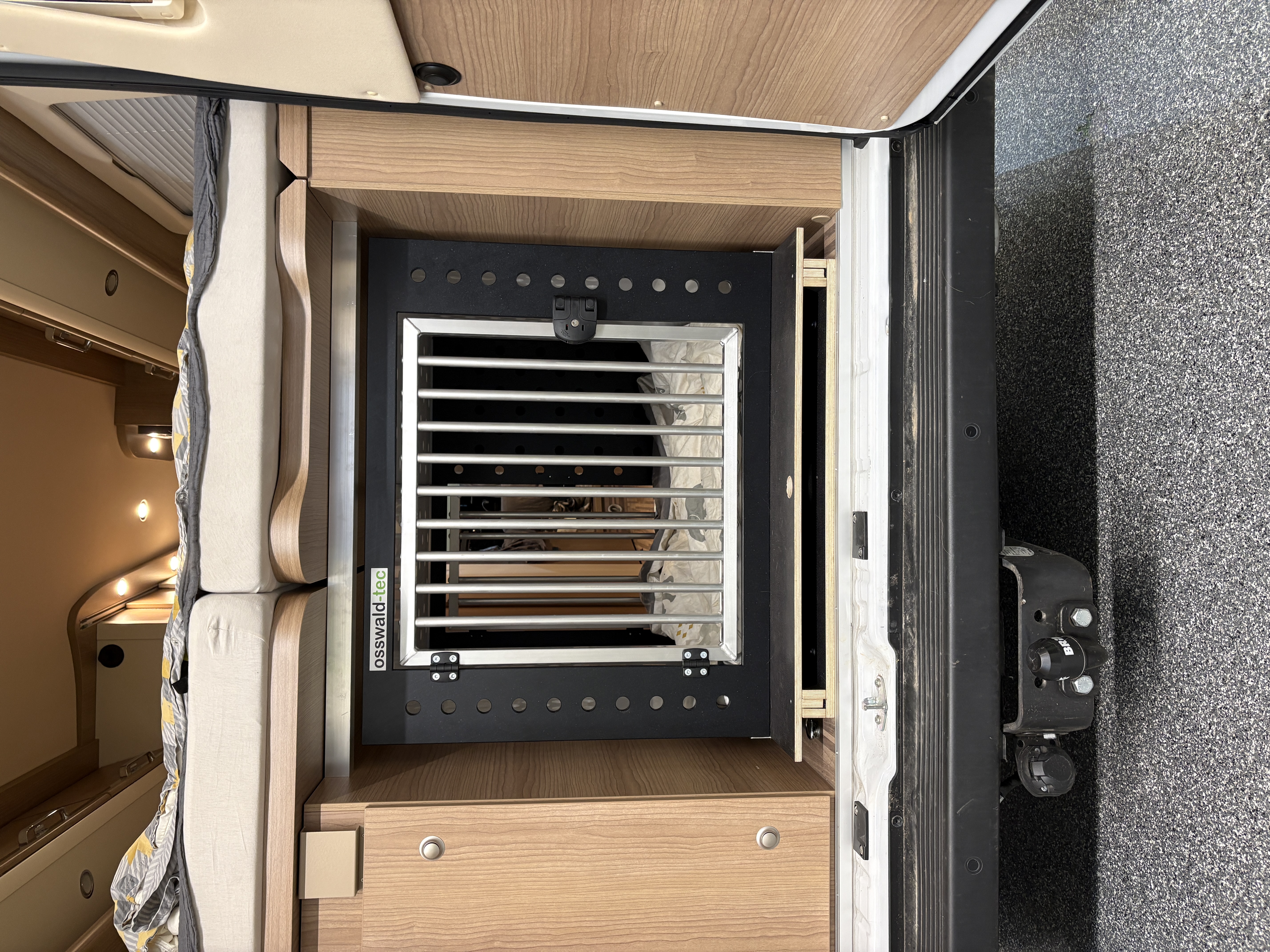 Carthago Malibu / Box ausziehbar